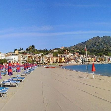 B&B Al Sole Di Sicilia Giardini Naxos Exteriér fotografie