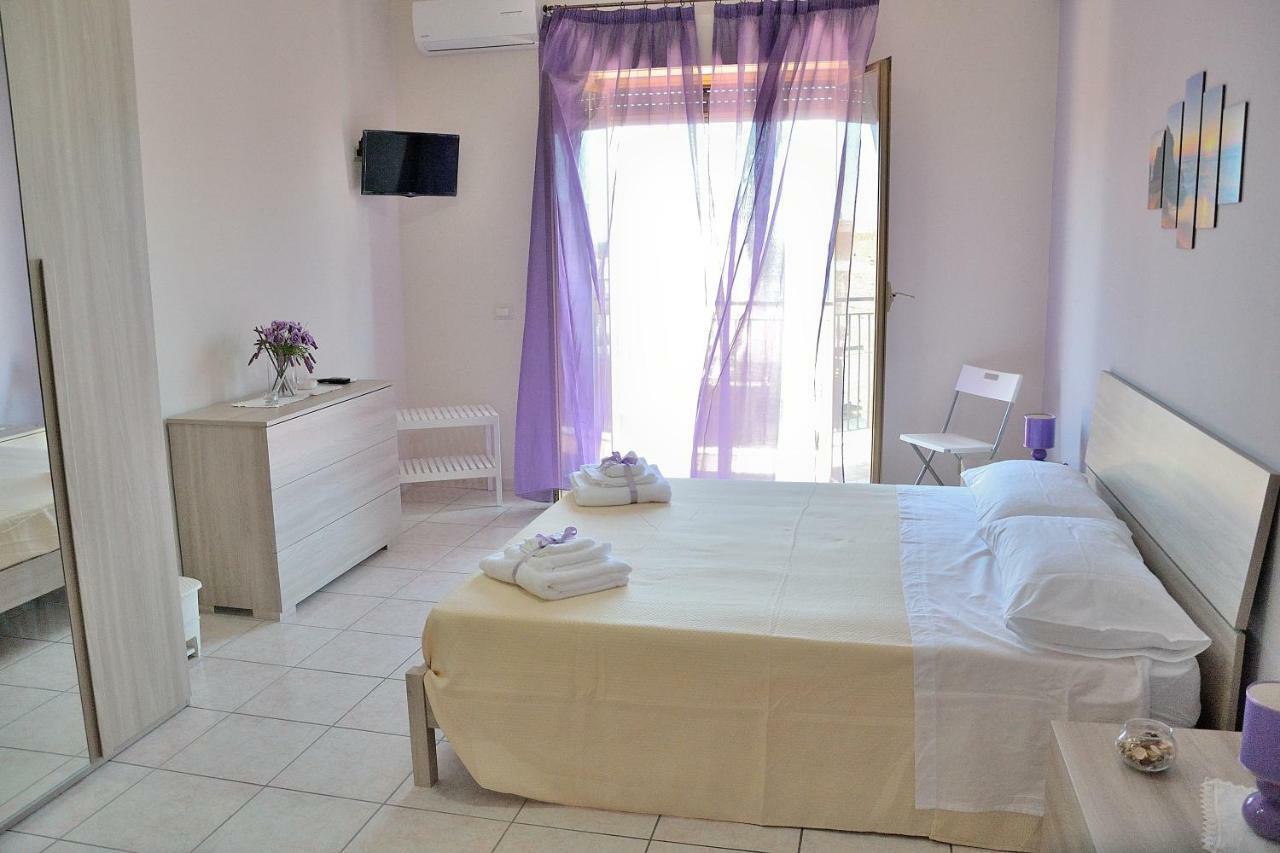 B&B Al Sole Di Sicilia Giardini Naxos Exteriér fotografie