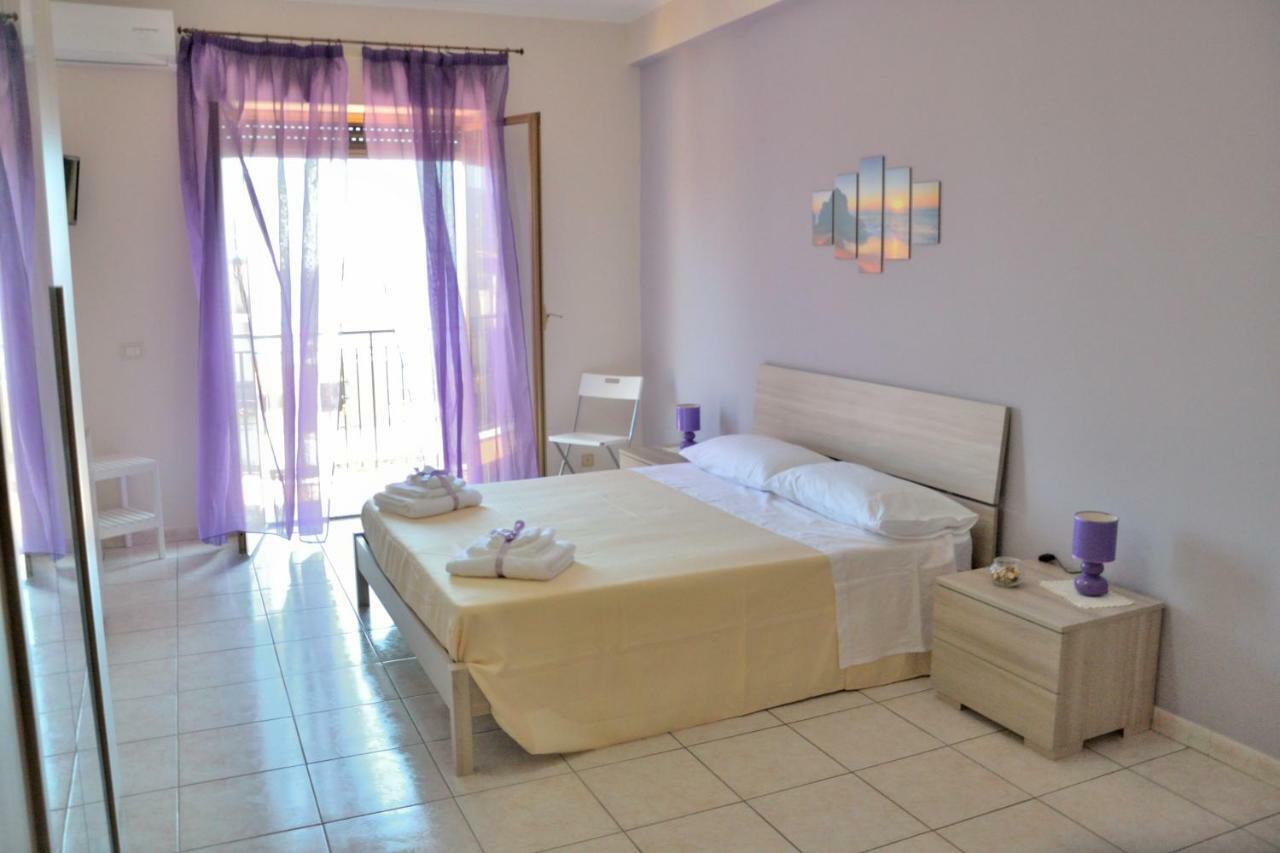 B&B Al Sole Di Sicilia Giardini Naxos Exteriér fotografie