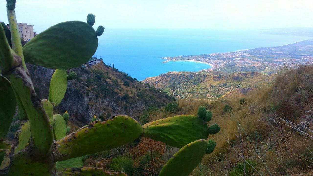B&B Al Sole Di Sicilia Giardini Naxos Exteriér fotografie