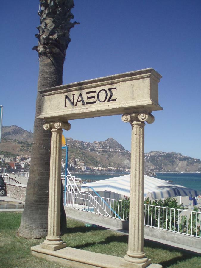 B&B Al Sole Di Sicilia Giardini Naxos Exteriér fotografie