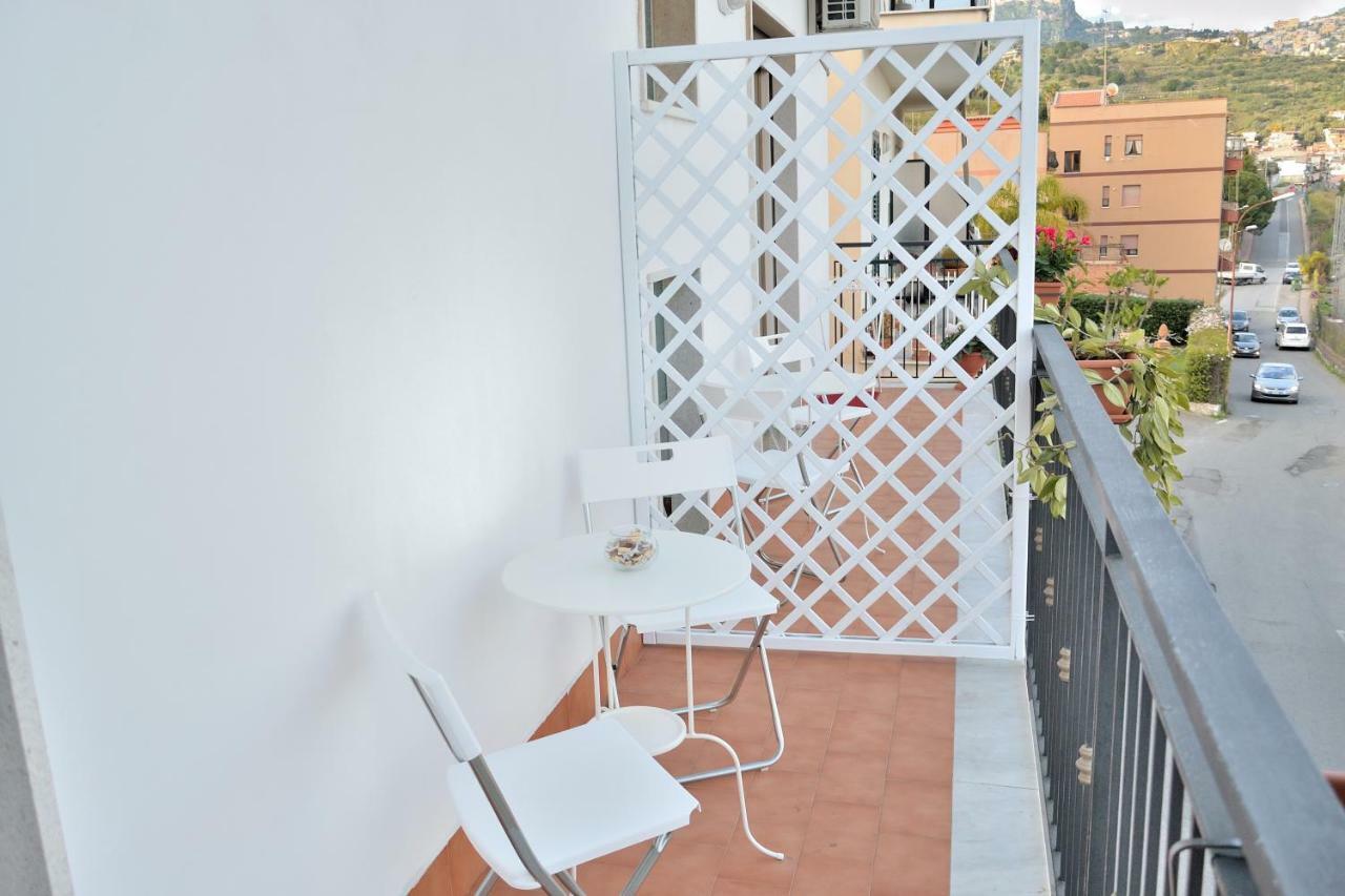 B&B Al Sole Di Sicilia Giardini Naxos Exteriér fotografie