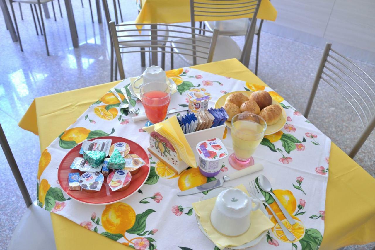 B&B Al Sole Di Sicilia Giardini Naxos Exteriér fotografie